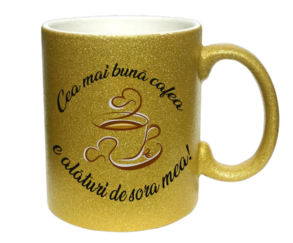 Cană Aurie cu Sclipici Personalizată - Cadou "Cea Mai Bună Cafea e Alături de Sora Mea" - Mov, Auriu, Argintiu - Tete Print