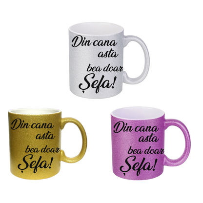 Cană cu Sclipici Mov "Din cana asta bea doar Șefa!" – Disponibilă în 3 Culori (Auriu, Argintiu, Mov)