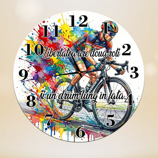 Ceas de perete decorativ, tematică Ciclism / Bicicletă, mesaj motivațional "Libertatea are două roți", din MDF, mecanism silențios, 35 cm